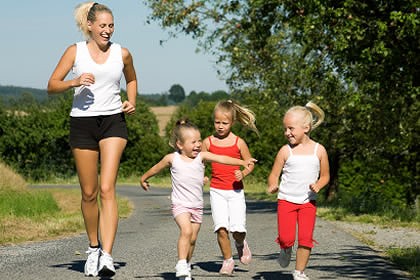 children-exercising-with-mom